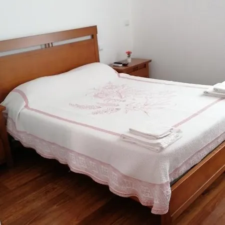 Local Lindo بيت ضيافة