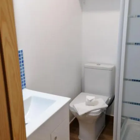 Konukevi Local Lindo