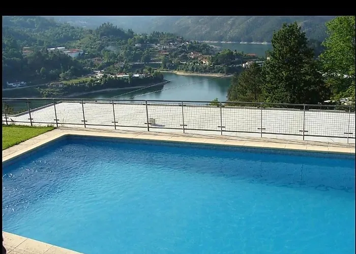 Pensjonat Local Lindo Vieira do Minho