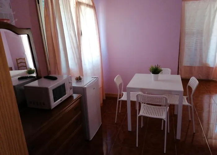 Pensjonat Local Lindo