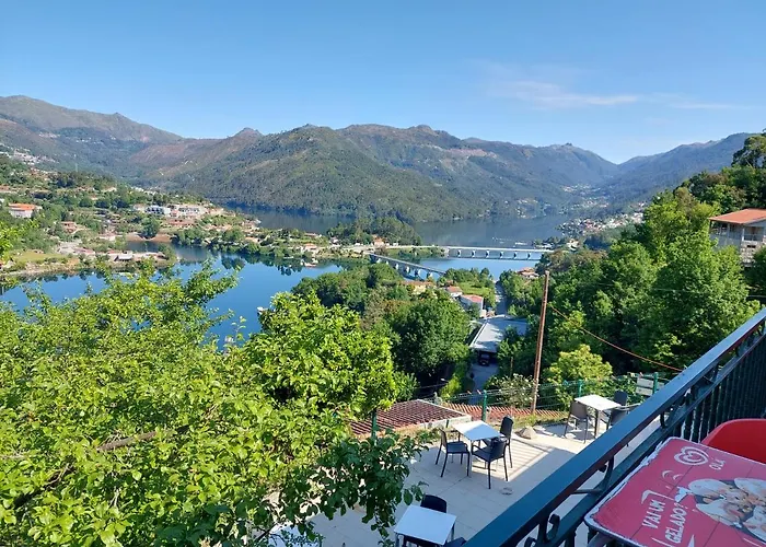 Pensjonat Local Lindo 3*